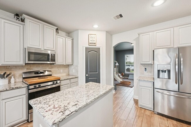 Building Photo - 2406 Harborwood Ct