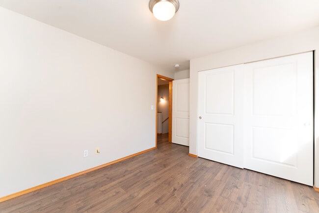 Building Photo - 1625 S Weller St