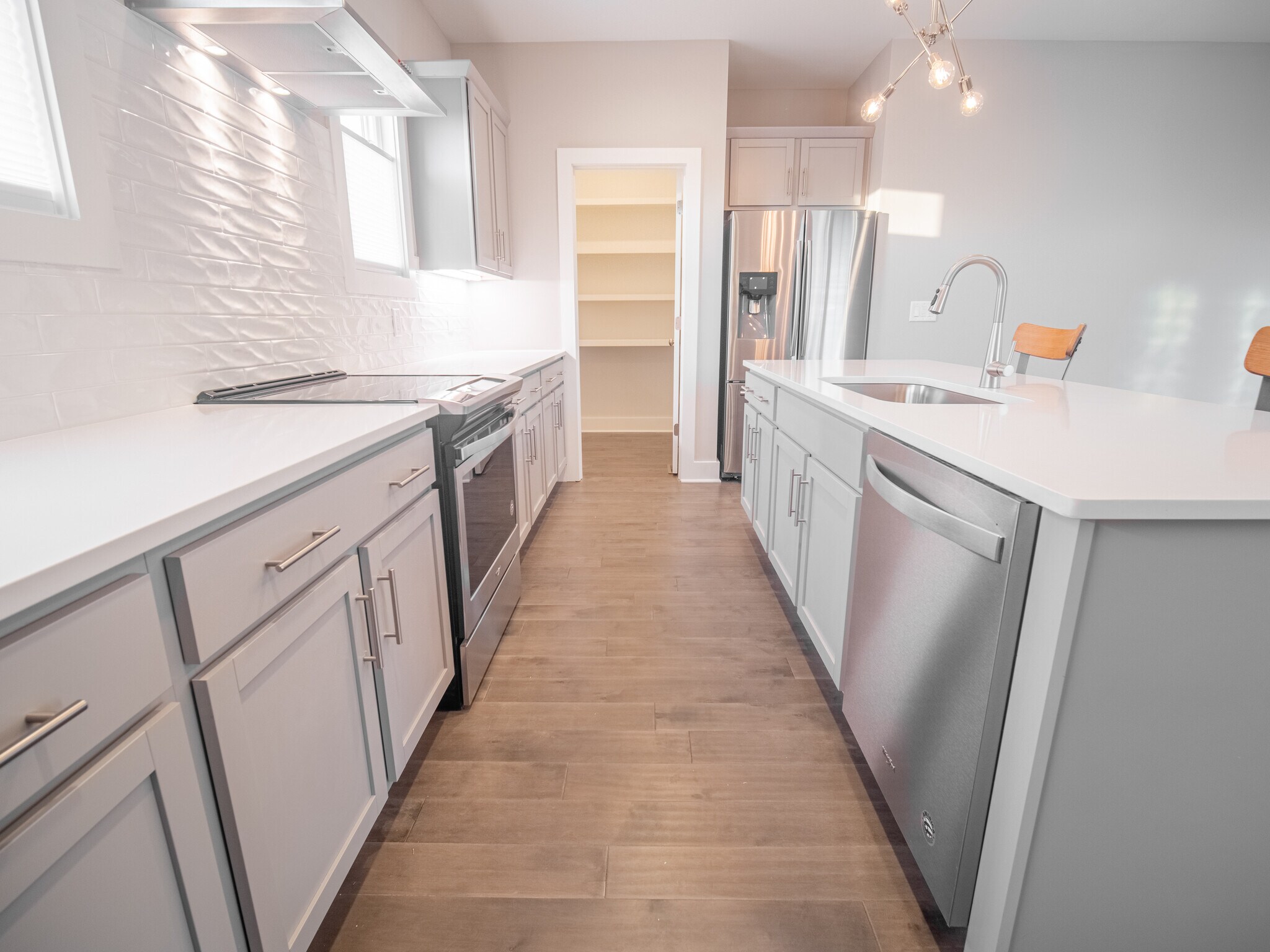 Kitchen - 1122 Baptist World Center Dr