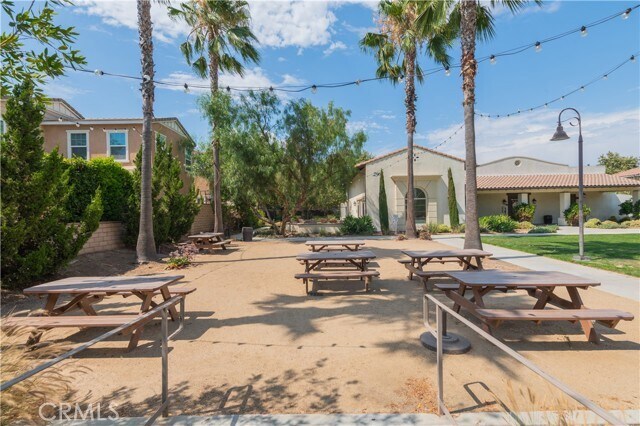 Building Photo - 2993 E Via Corvina