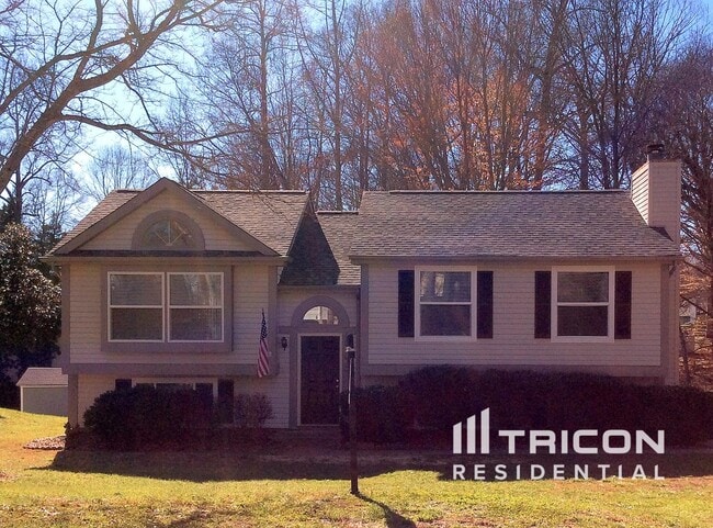 Primary Photo - 1010 Farmfield Ln