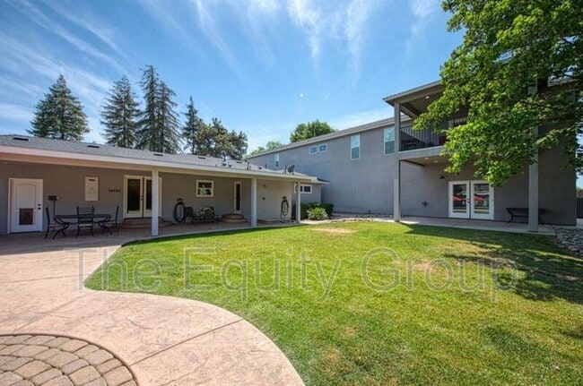 Building Photo - 2148 E College Ave