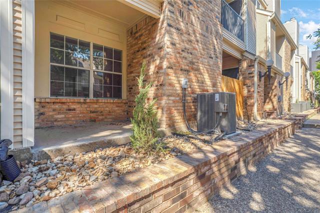 Building Photo - 5325 Bent Tree Forest Dr