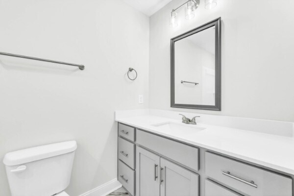 Building Photo - 205 W Point Dr