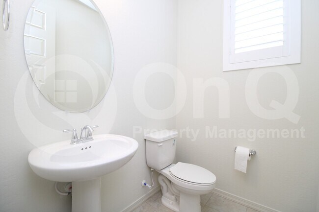 Building Photo - 13769 W Forest Pleasant Pl