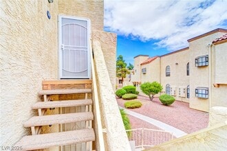 Building Photo - 2980 Juniper Hills Blvd