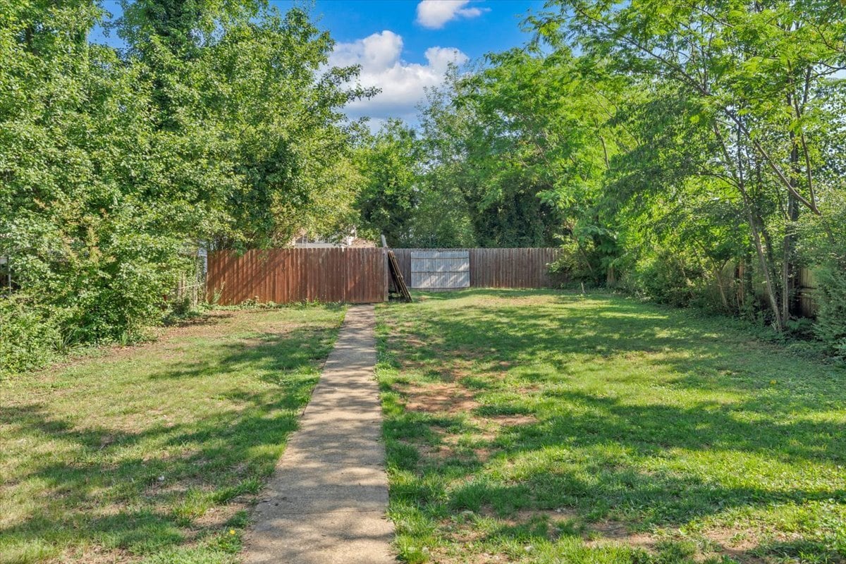 LARGE FENCED IN BACKYARD! - 2413 Memorial Ave SW