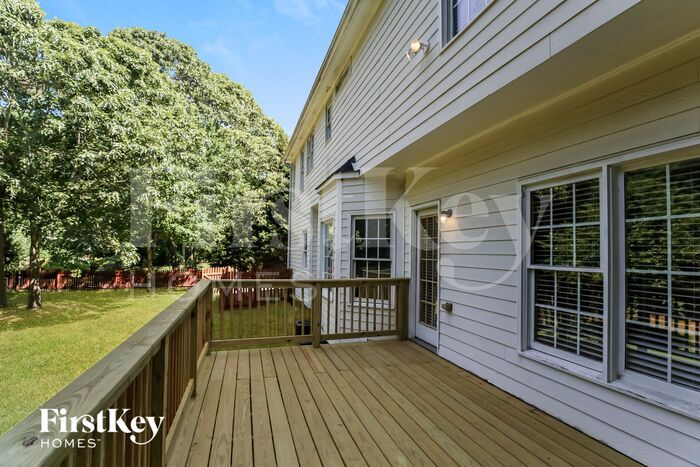 Building Photo - 4124 Lake Oconee Dr NE