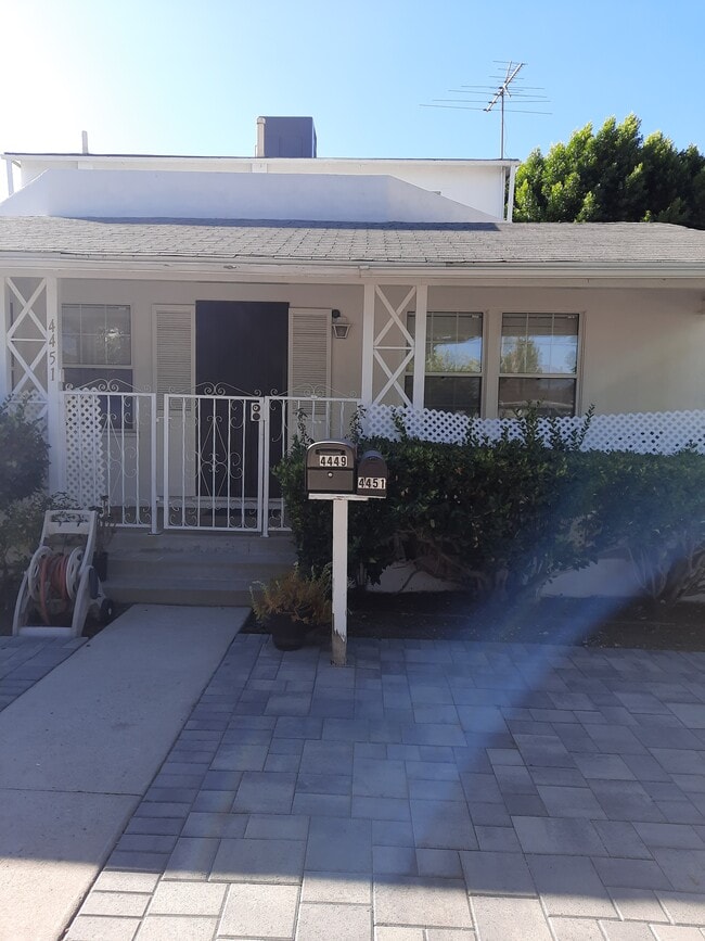 Building Photo - 4451 Stansbury Ave