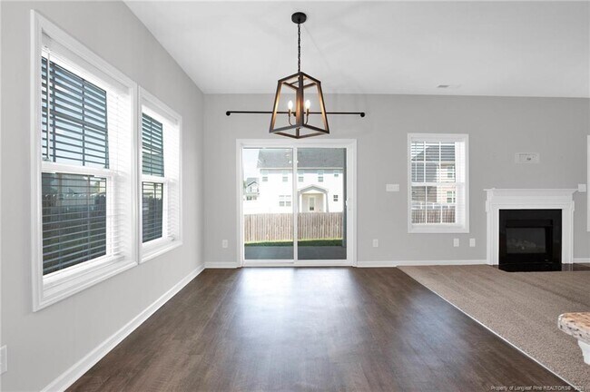 Building Photo - 2346 Spinning Wheel Rd