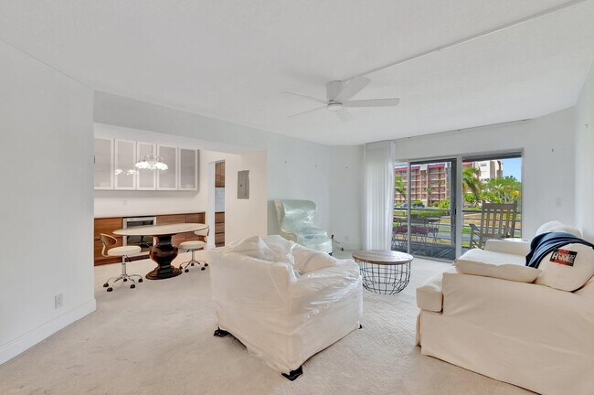 Building Photo - 3590 Via Poinciana
