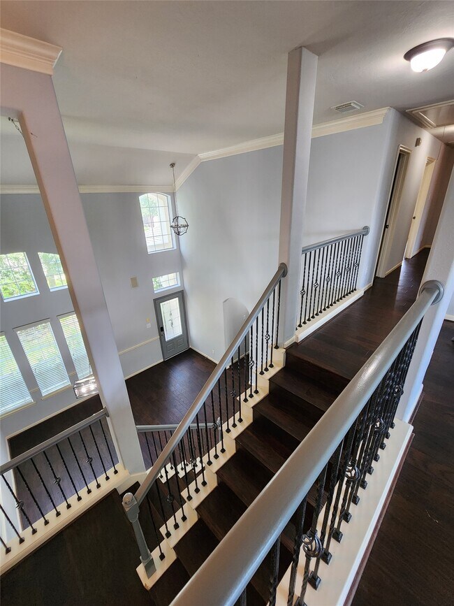 Building Photo - 16935 Jelly Park Stone Dr