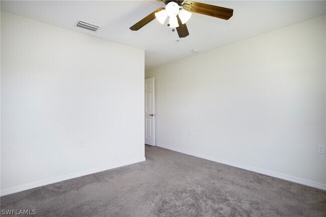 Building Photo - 9089 Gervais Cir