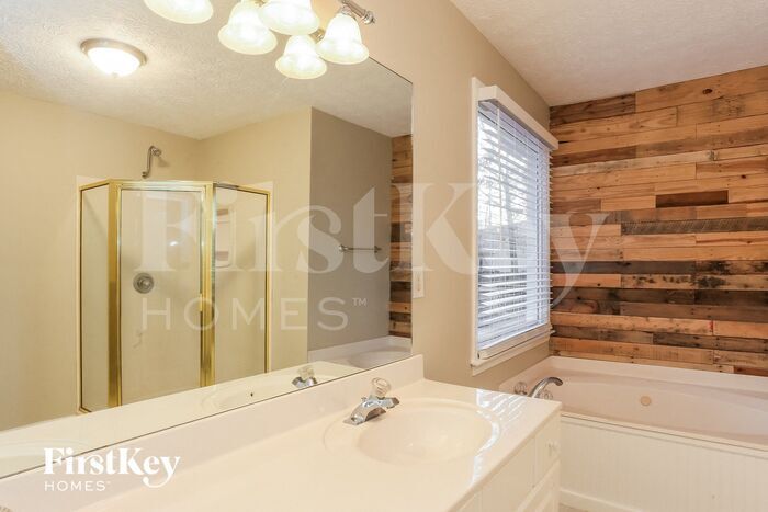 Building Photo - 164 Villa Ridge Ct