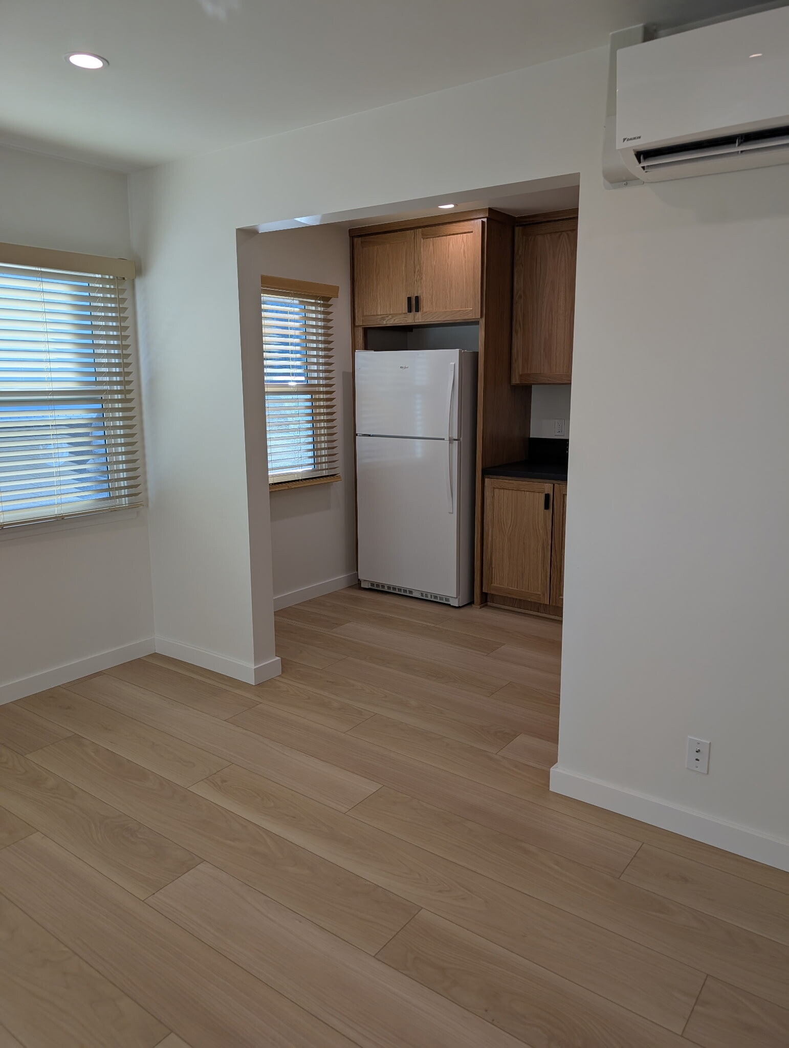 Building Photo - 3774 Tuller Ave