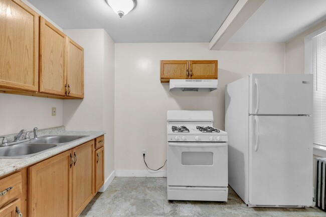 Building Photo - 523 N Ninth St