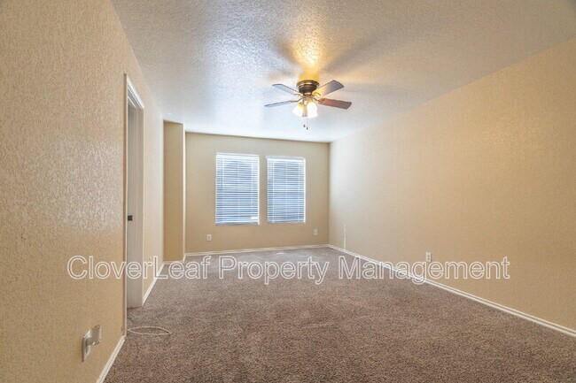 Building Photo - 7839 Horse Hollow