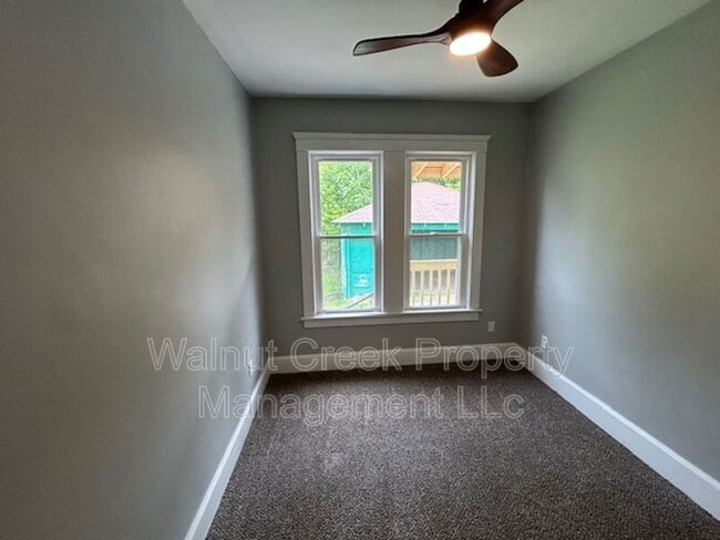 Building Photo - 839 Allison Ave