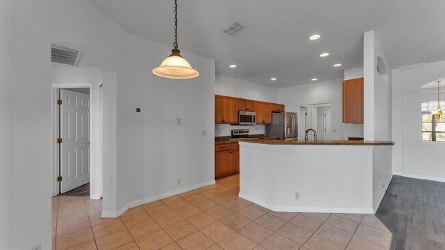 Building Photo - 3360 Fiddle Leaf Way