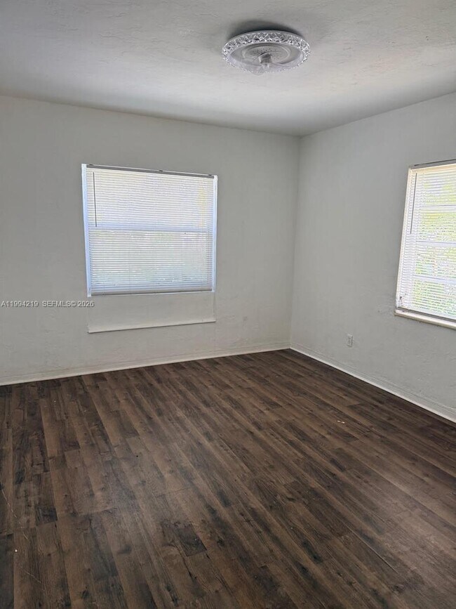 Building Photo - 1026 NW 50th St