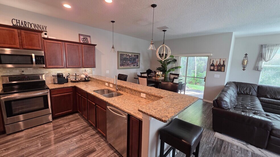 Building Photo - 20219 Indian Rosewood Dr