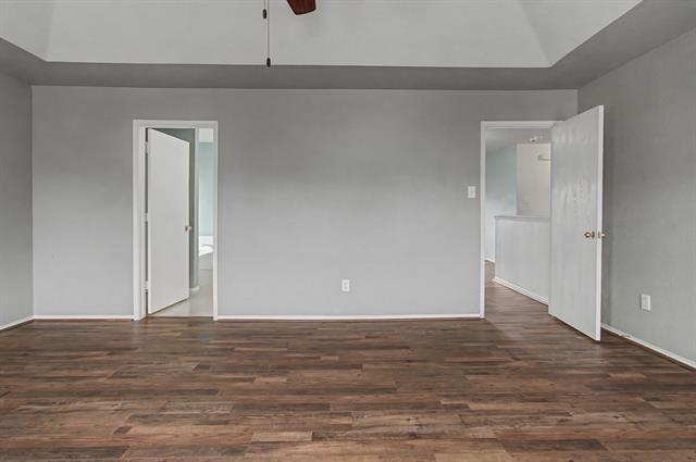 Building Photo - 5016 Meridian Ln