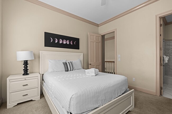 Building Photo - 322 Wahoo Rd