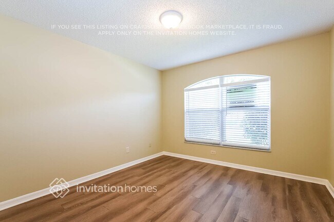 Building Photo - 3234 Bellingham Dr