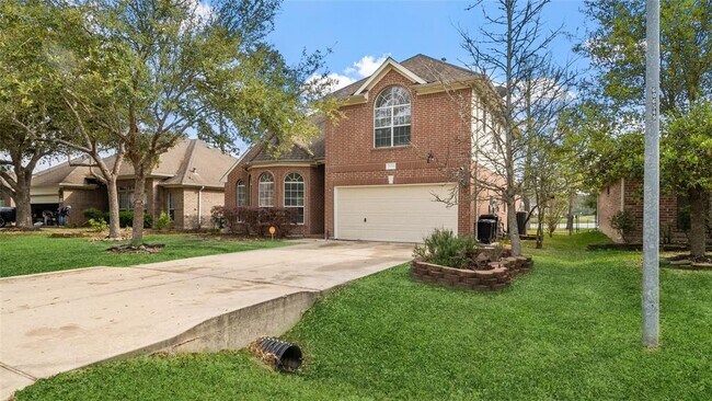 Building Photo - 9219 E Lakeside Dr