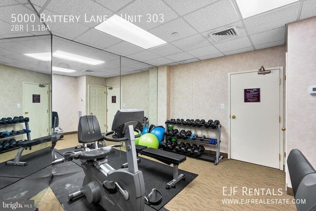 Building Photo - 5000 Battery Ln