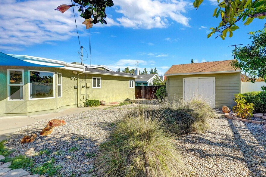 Building Photo - 17068 Celtic St