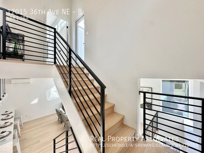 Building Photo - 12015 36th Ave NE