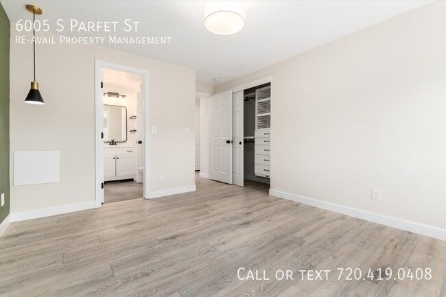 Building Photo - 6005 S Parfet St
