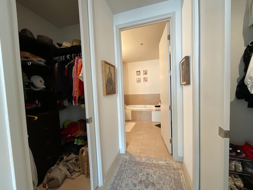 Building Photo - 17902 La Cantera Pkwy