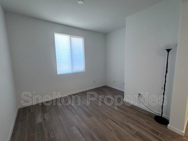 Building Photo - 14360 W Alameda Dr