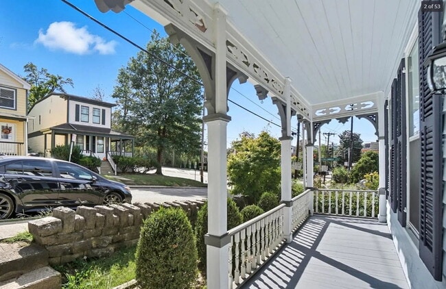 Building Photo - 407 Tusculum Ave