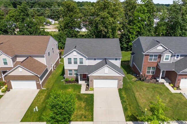 Building Photo - 21422 Navarra Dr