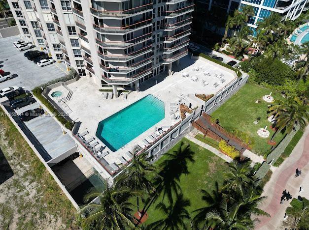 Building Photo - 6767 Collins Ave