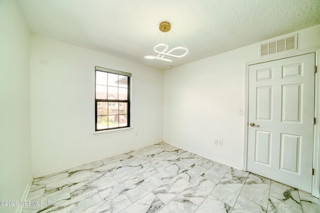 Building Photo - 7019 Coldwater Dr