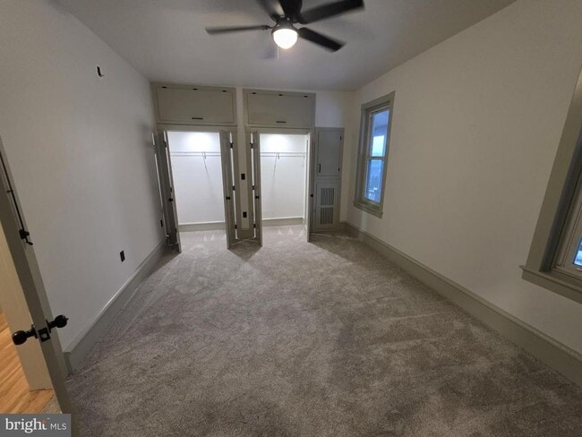 Building Photo - 434 S Fourth St