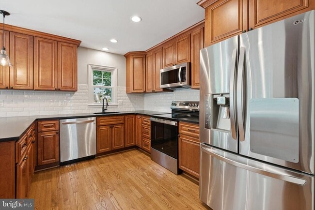 Building Photo - 7401 Willshire Hunt Ct