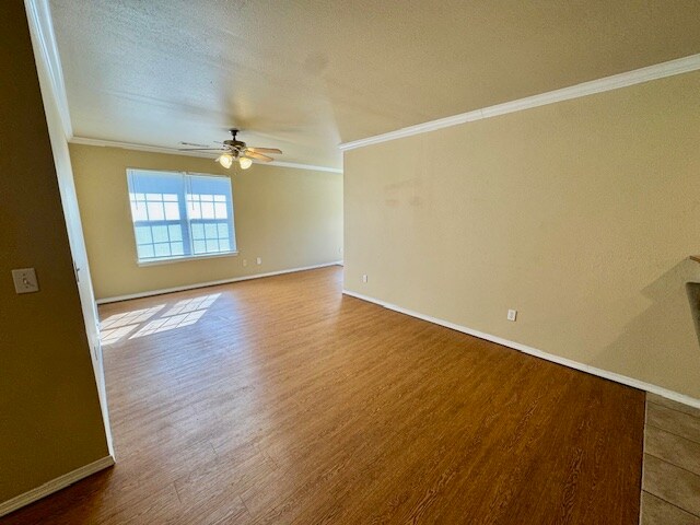 Building Photo - 1603 Evening Shade Dr