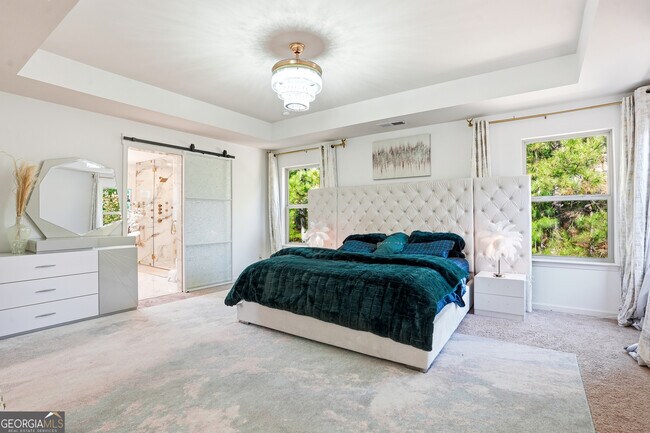 Building Photo - 341 Emporia Loop