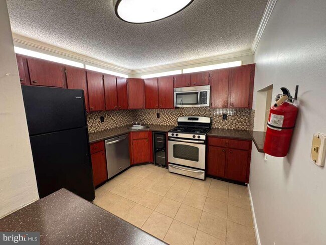 Building Photo - 34 Feiler Ct