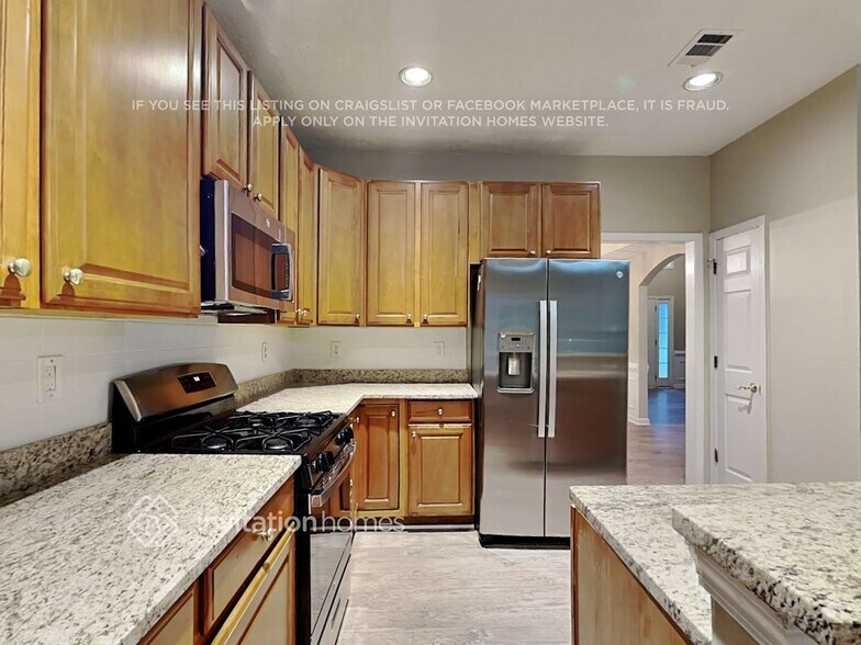 Building Photo - 10153 N Links Dr