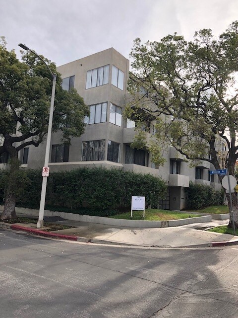 Primary Photo - 1400 Kelton Ave