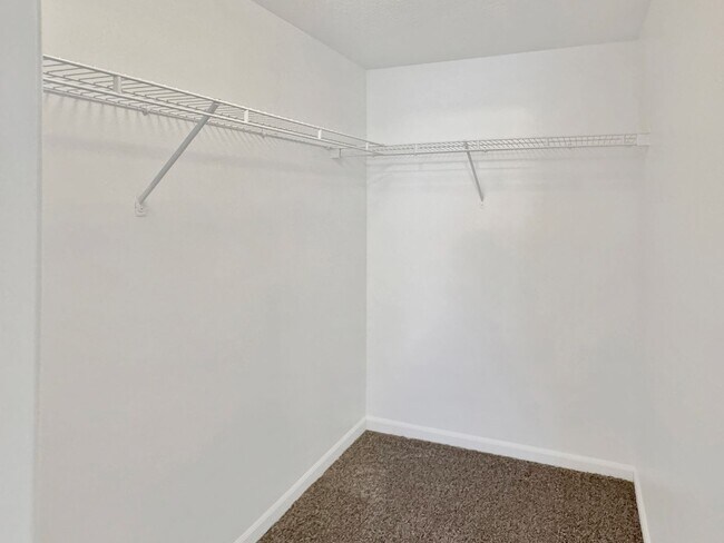 Building Photo - 2630 Weatherby Hills Dr SE