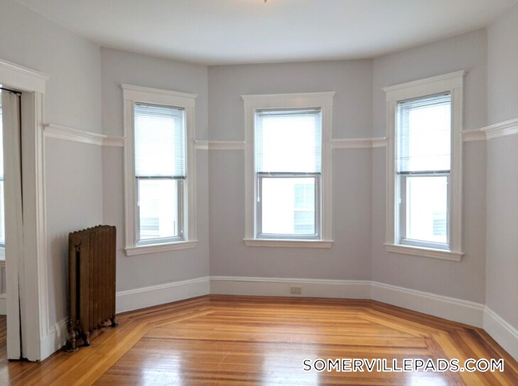 Building Photo - 14 Belknap St