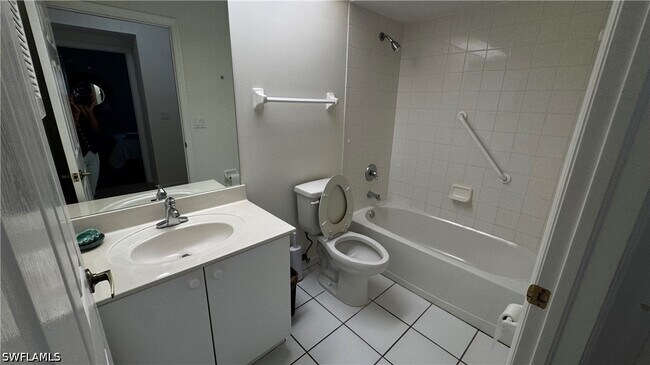 Building Photo - 7518 Silver Trumpet Ln