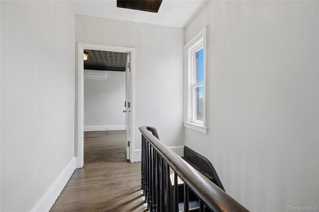 Building Photo - 45 S Robinson Ave